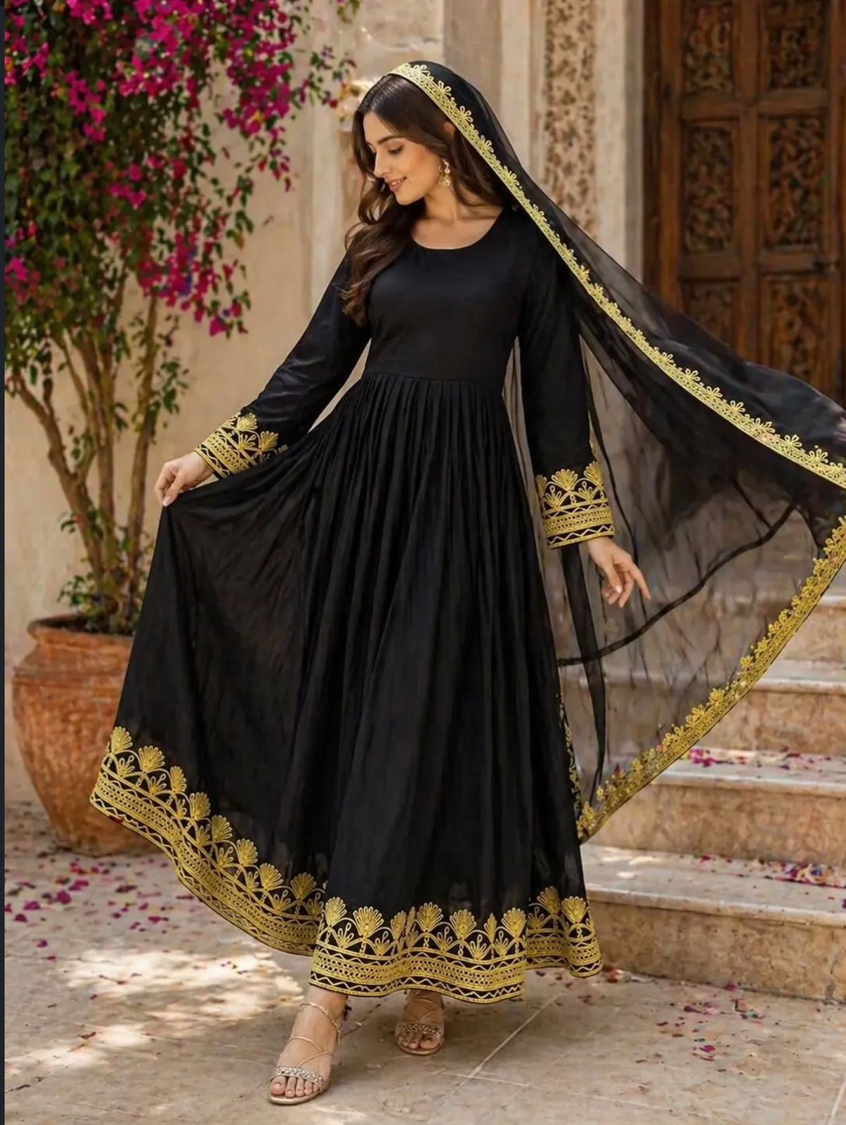 Zar-e-Shab (The Gold of Night)